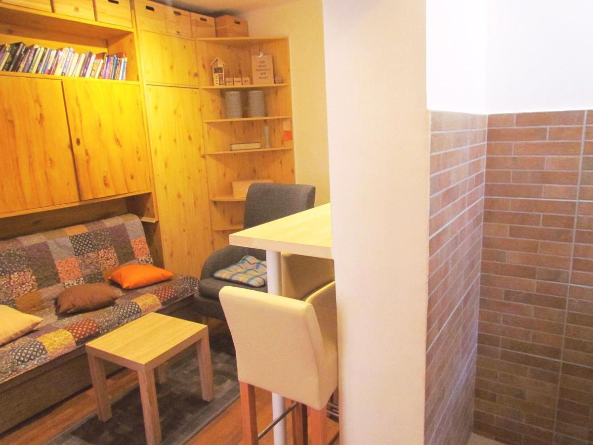 Center Studio Apartment Pula Dış mekan fotoğraf